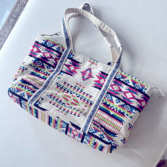 America and Beyond Bag (Aztec) - Picture 5 of 8